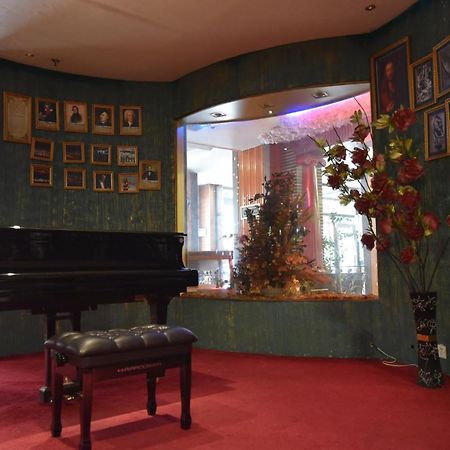 Bremen Holiday Hotel Харбин Экстерьер фото