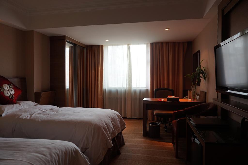 Bremen Holiday Hotel Харбин Экстерьер фото