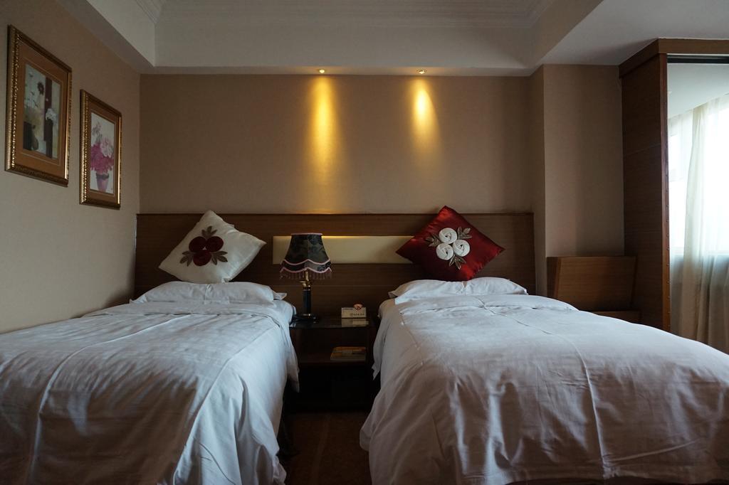 Bremen Holiday Hotel Харбин Экстерьер фото