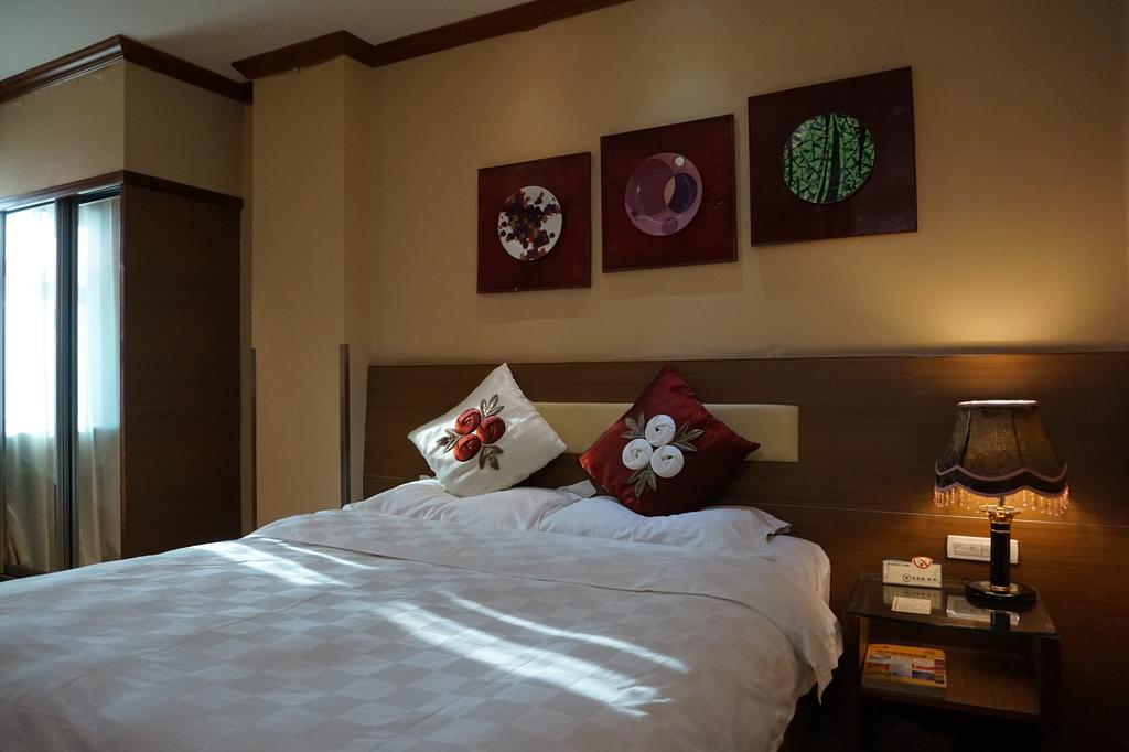 Bremen Holiday Hotel Харбин Экстерьер фото