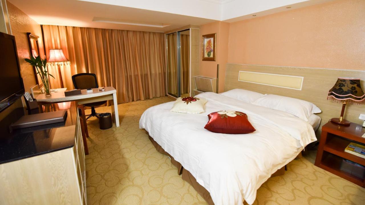 Bremen Holiday Hotel Харбин Экстерьер фото
