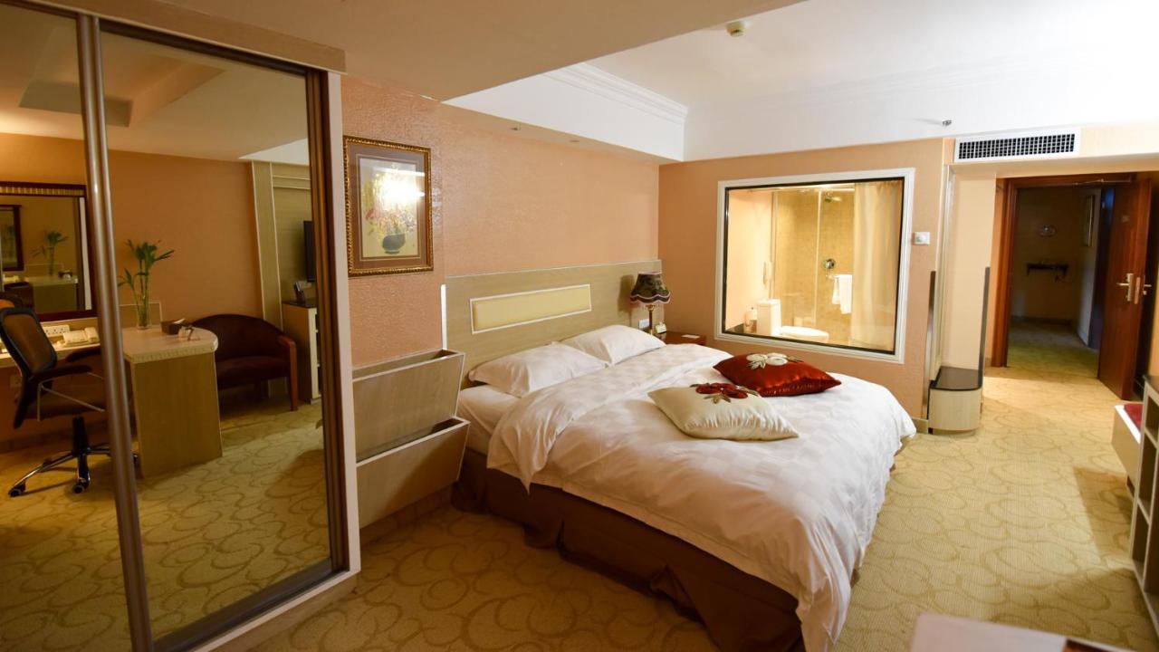 Bremen Holiday Hotel Харбин Экстерьер фото